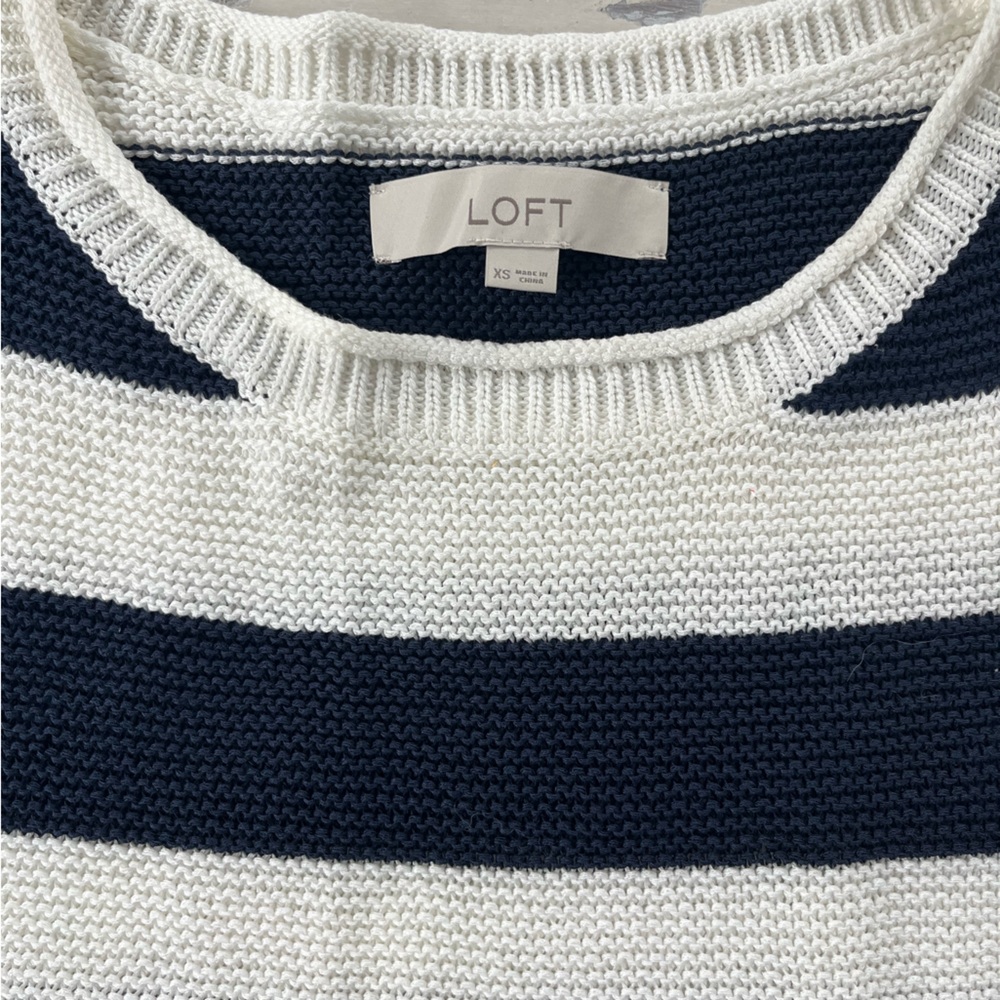 Women’s Loft Navy and White Striped Shortsleeved sweater woven size XS - Picture 2 of 2